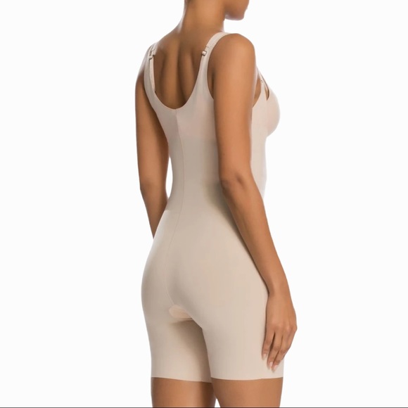Spanx Thinstincts Open-Bust Mid-Thigh Bodysuit - Picture 5 of 5